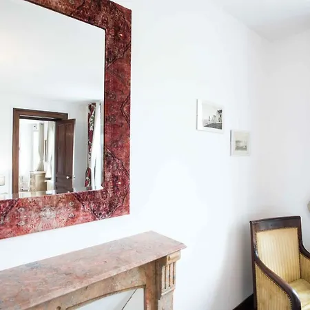 Le A Pied Et Son Parking Prive Appartement *