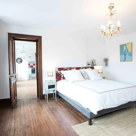 아파트 A Pied - - Parking Prive - 80m Des Falaises - Plein Centre *