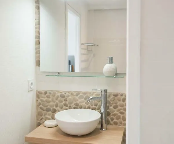 Le A Pied Et Son Parking Prive Étretat