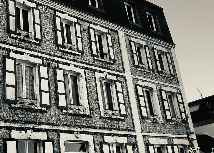 Daire Le A Pied Et Son Parking Prive *